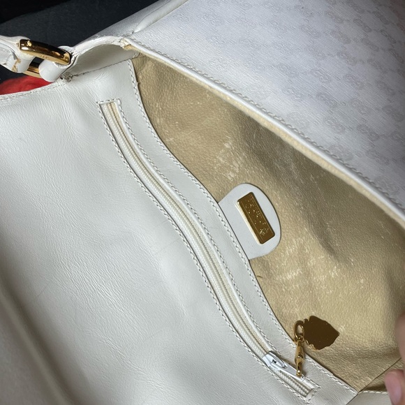 Vintage White Gucci Micro GG Crossbody Bag - Picture 7 of 17